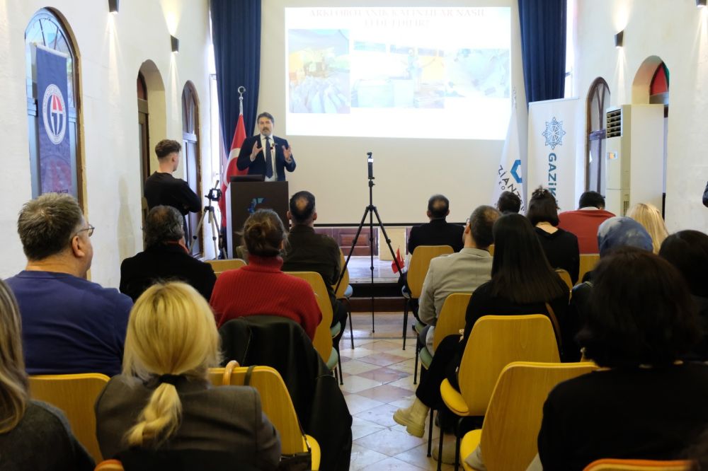 PREHİSTORYA SEMİNERLERİ DEVAM EDİYOR-i6992e4669949b.jpg